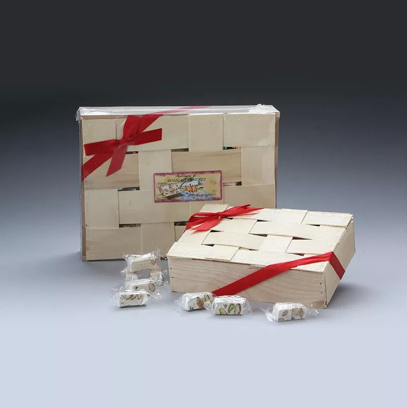 Coffret bois assortiment nougat tendre Premium et enrobé chocolat 200g